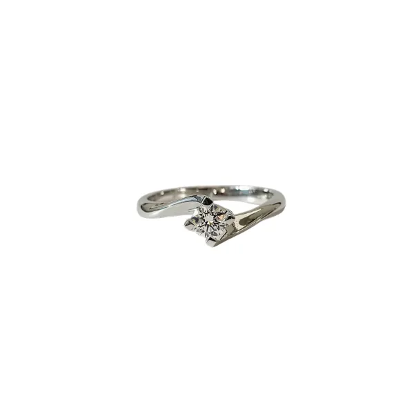  Solitario con diamante ct. 0,30 a 4 griffe