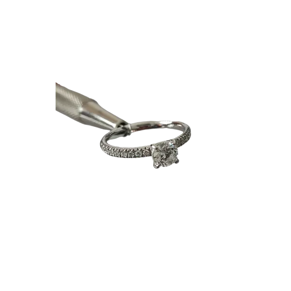 Solitario con diamante ct 0,30  